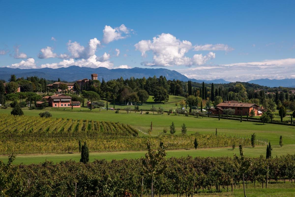 Casale in Collina