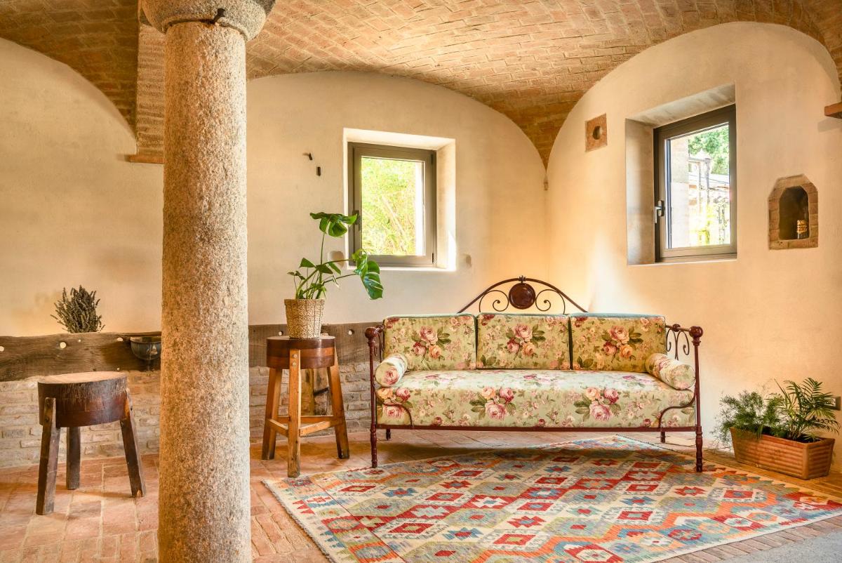 Case Zucchi Bioagriturismo