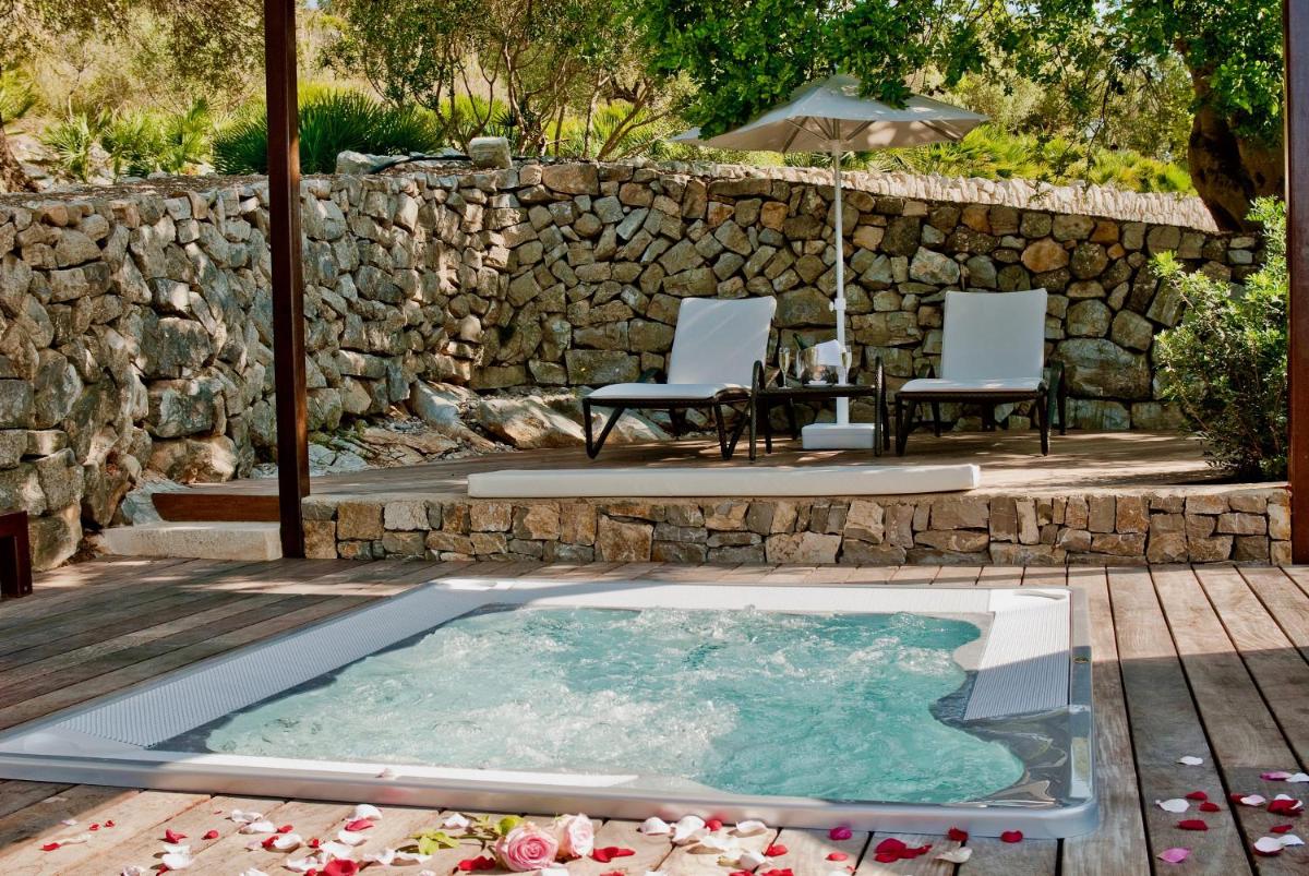 Cases de Son Barbassa Hotel & Restaurant