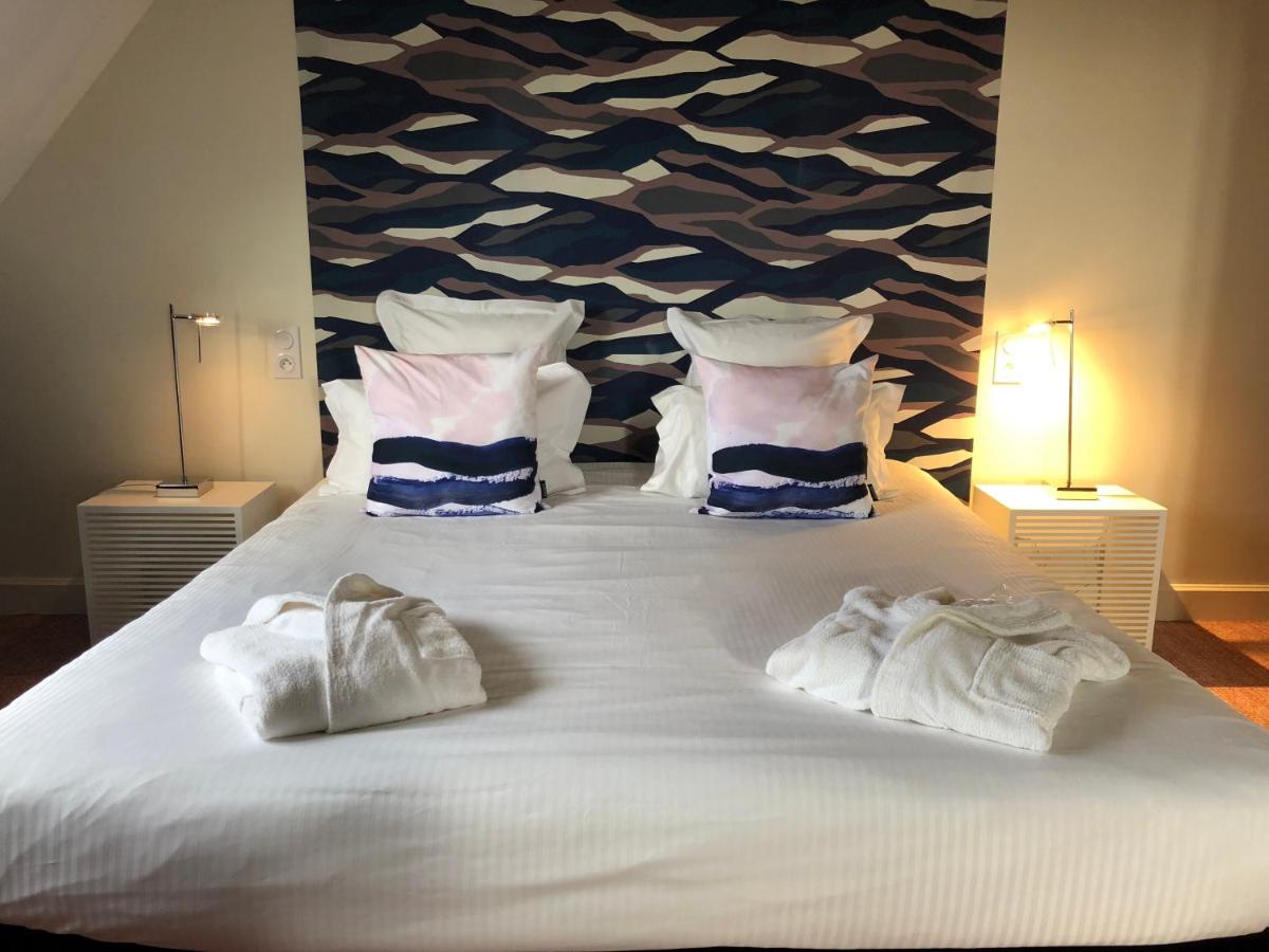 Castel de Très Girard - Hotel & Restaurant - Teritoria