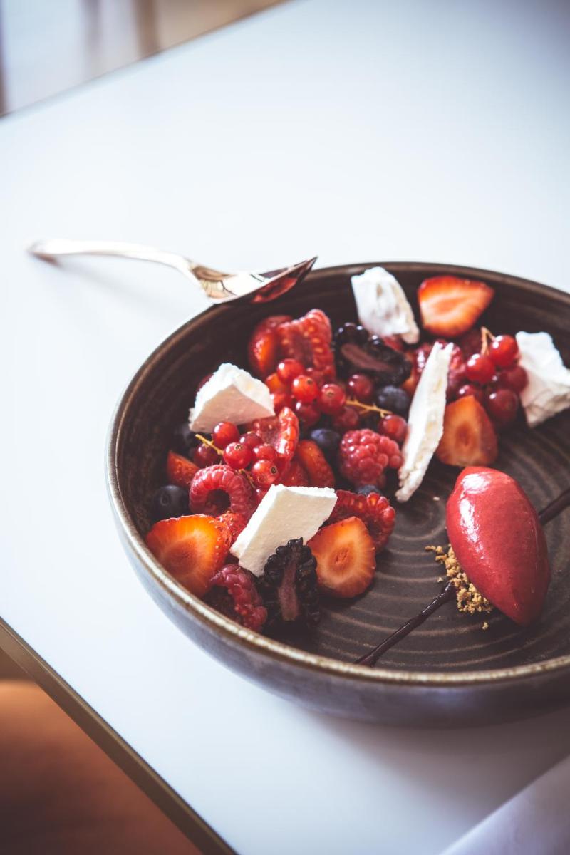 Castel de Très Girard - Hotel & Restaurant - Teritoria