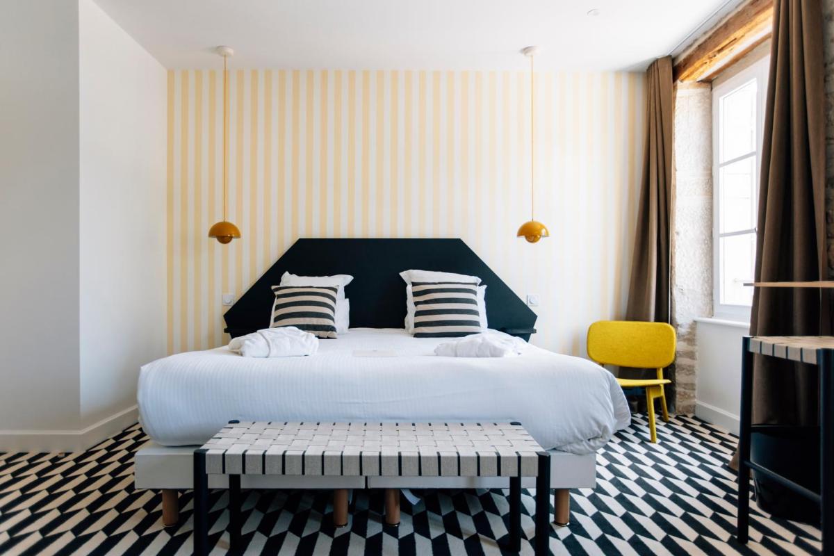 Castel de Très Girard - Hotel & Restaurant - Teritoria