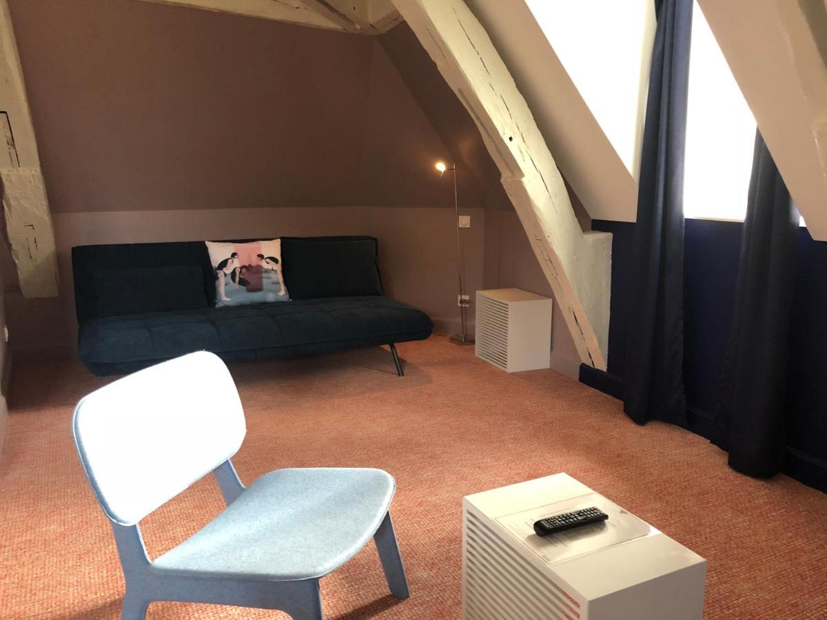 Castel de Très Girard - Hotel & Restaurant - Teritoria