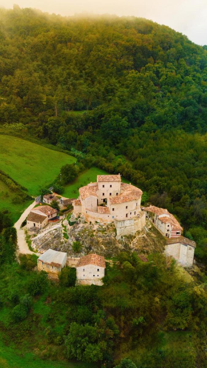 Castel Di Luco - Authentic 11th-Century Castle