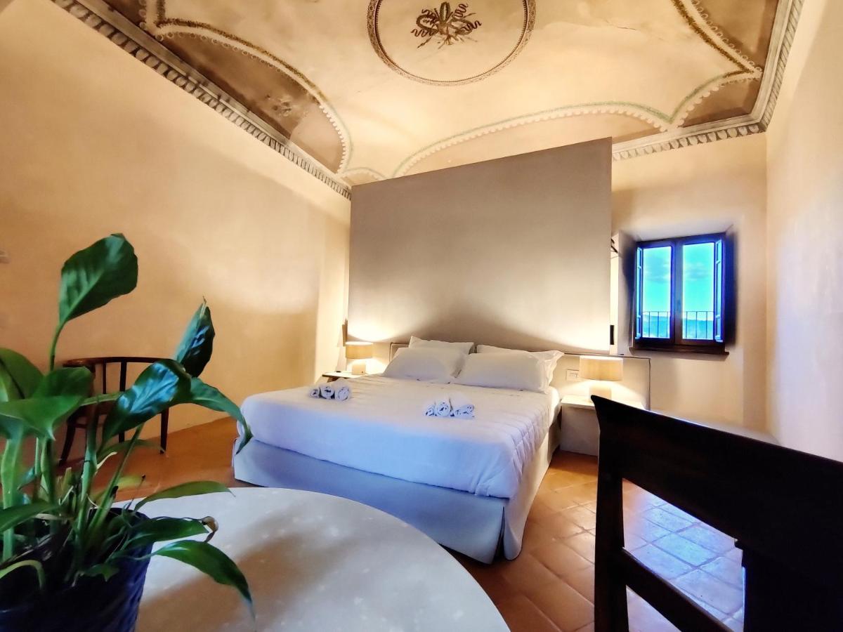 Castel Di Luco - Authentic 11th-Century Castle