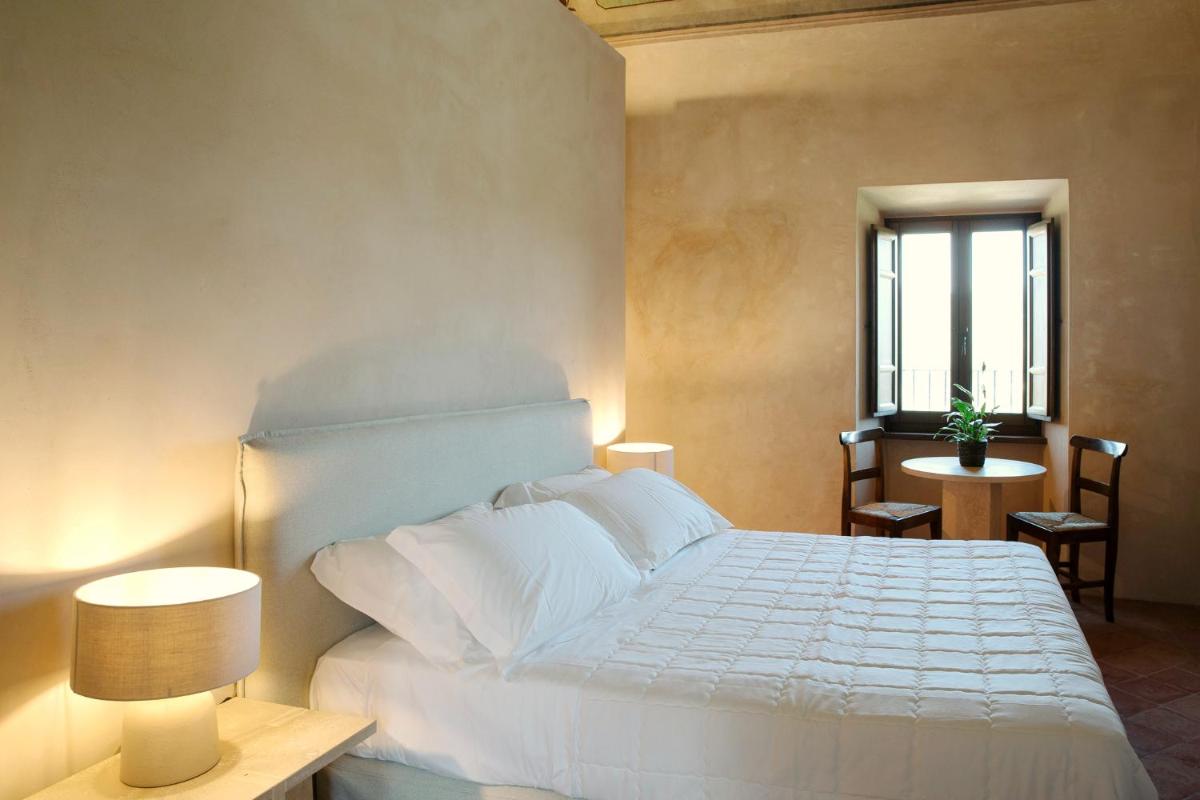 Castel Di Luco - Authentic 11th-Century Castle