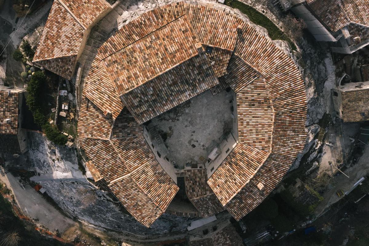 Castel Di Luco - Authentic 11th-Century Castle