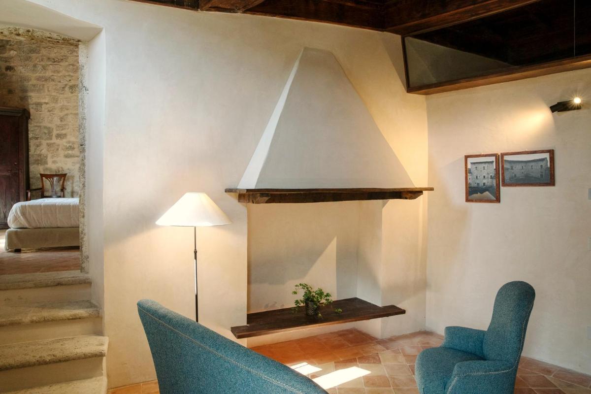 Castel Di Luco - Authentic 11th-Century Castle
