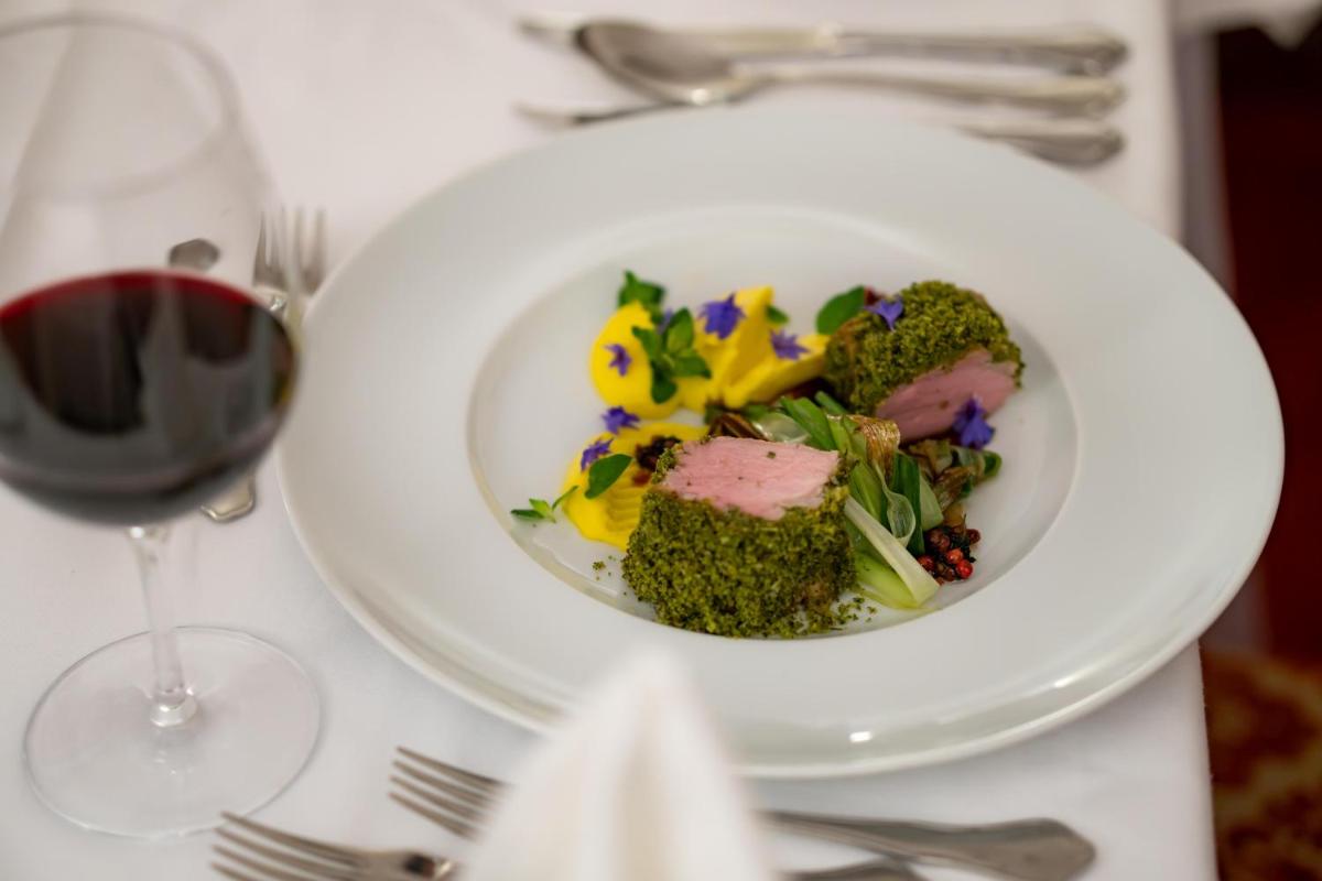Hotel Castel Rundegg (Adults Only)