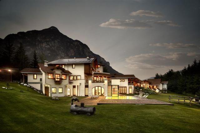 Castelir Suite Hotel