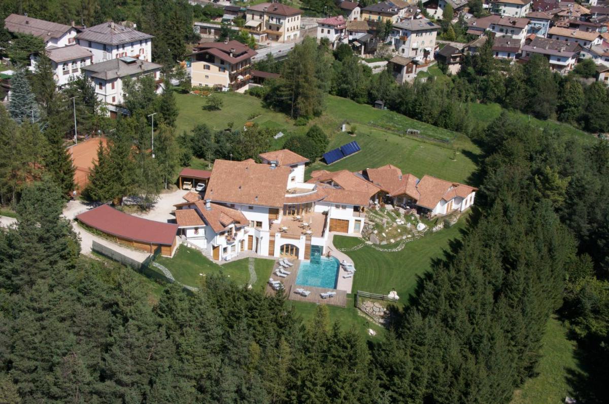 Castelir Suite Hotel