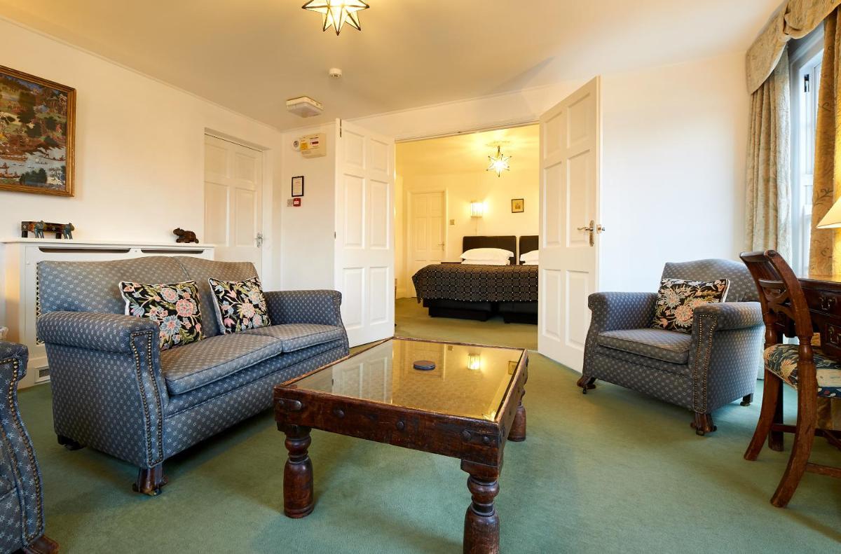 Portmeirion Village & Castell Deudraeth