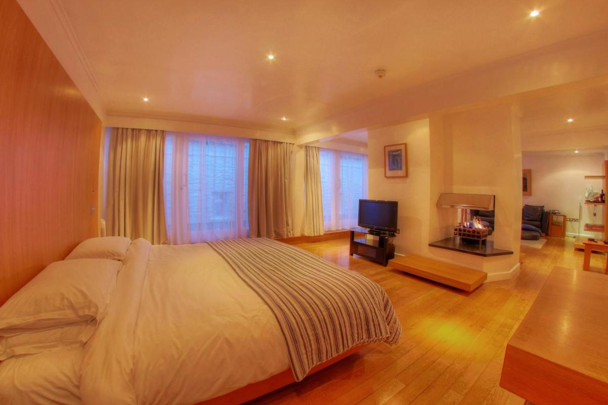 Portmeirion Village & Castell Deudraeth