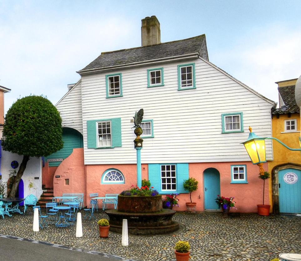 Portmeirion Village & Castell Deudraeth