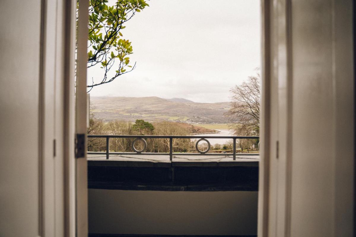 Portmeirion Village & Castell Deudraeth