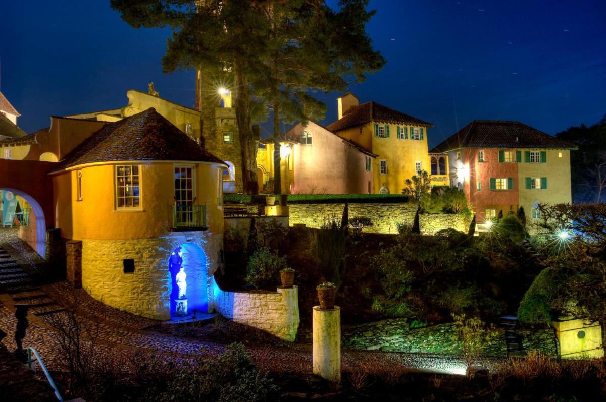Portmeirion Village & Castell Deudraeth