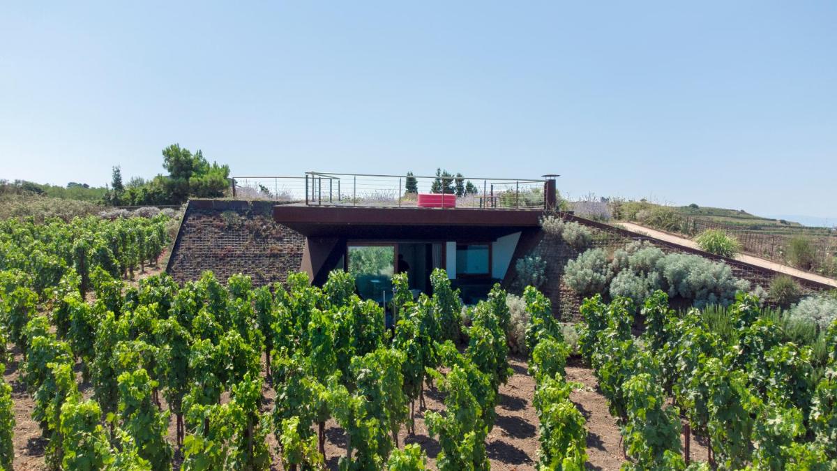 Tenuta di Castellaro Winery & Resort