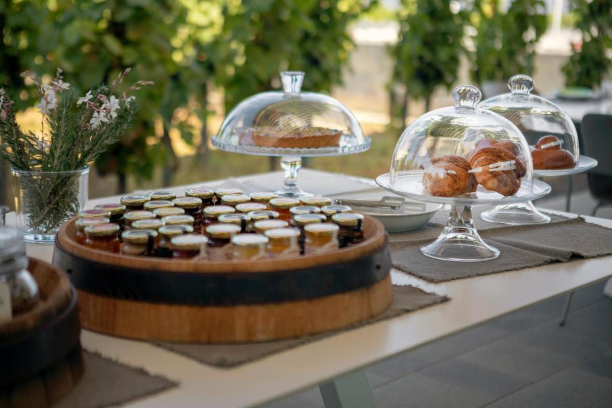 Tenuta di Castellaro Winery & Resort