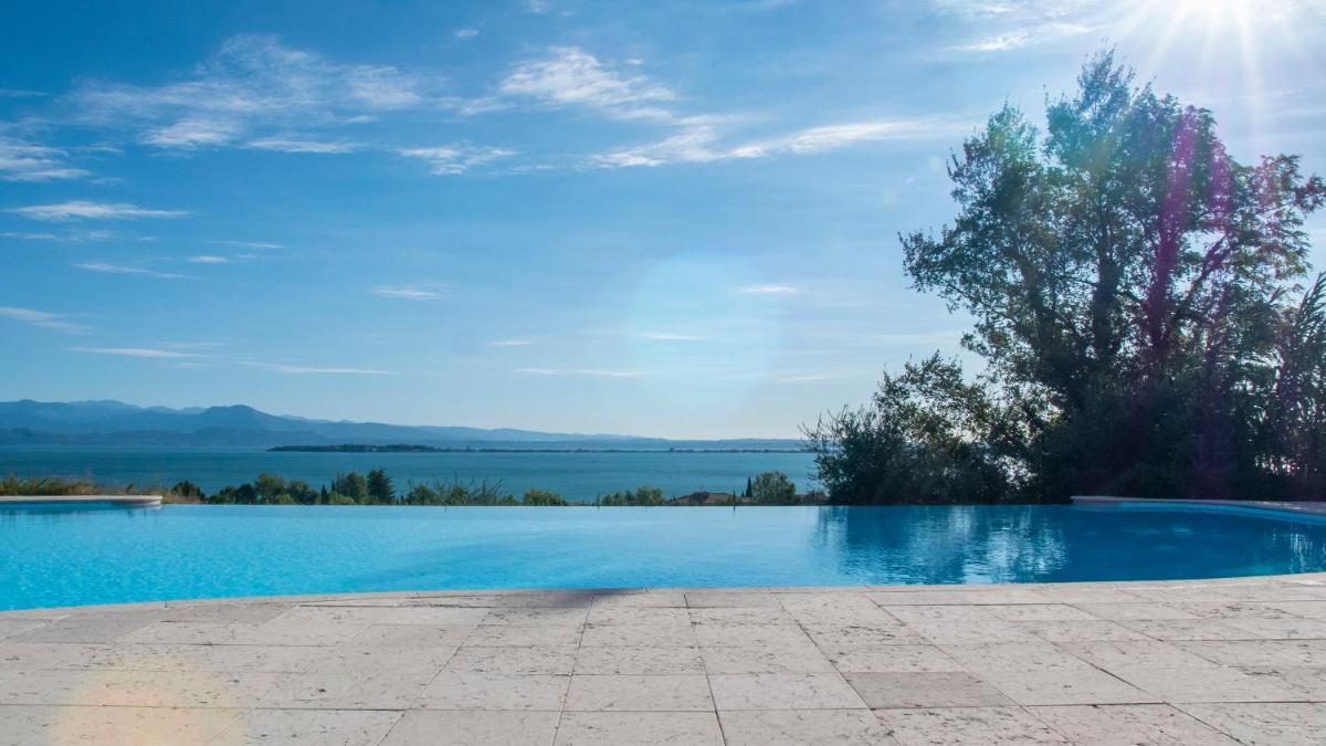 Castello Belvedere Apartments