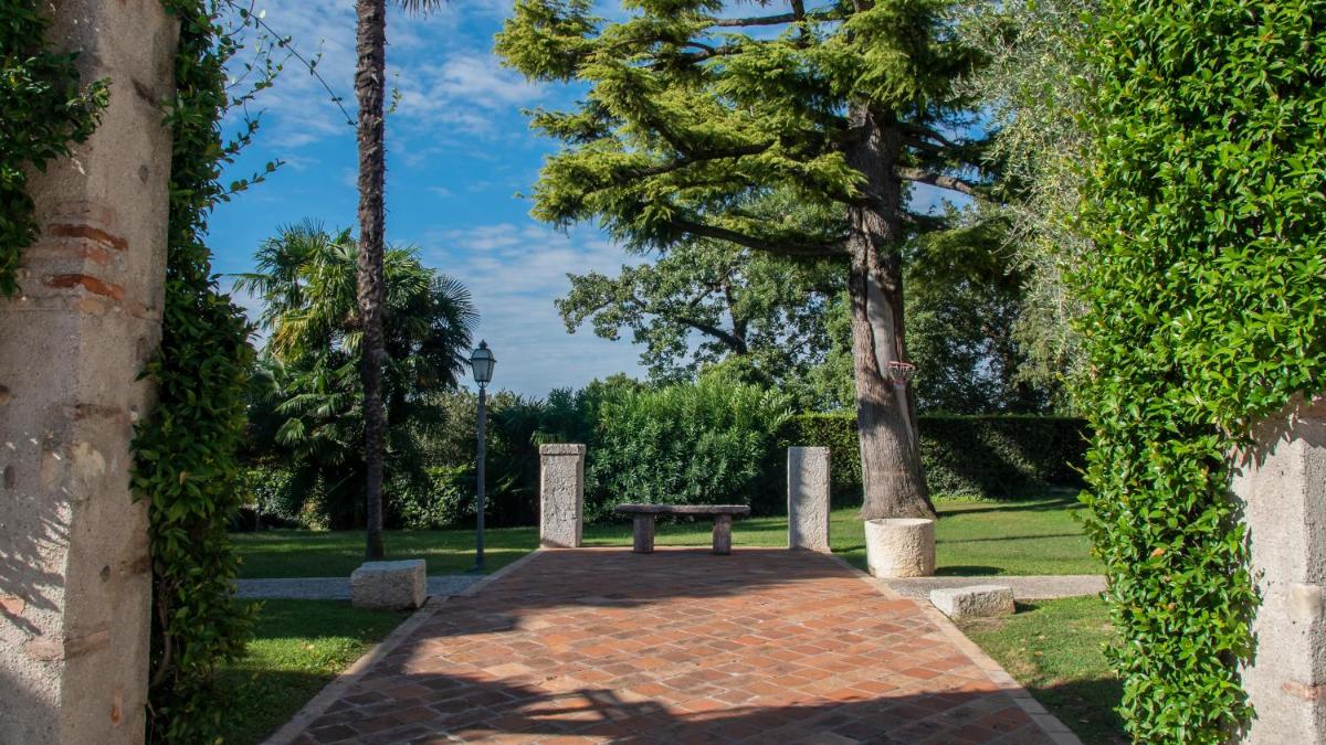 Castello Belvedere Apartments