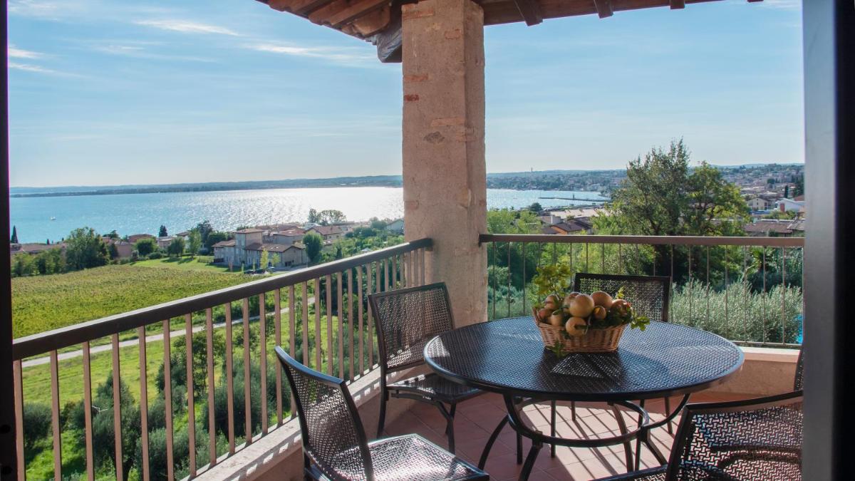 Castello Belvedere Apartments