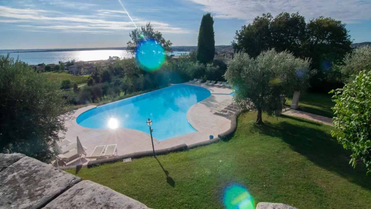 Castello Belvedere Apartments