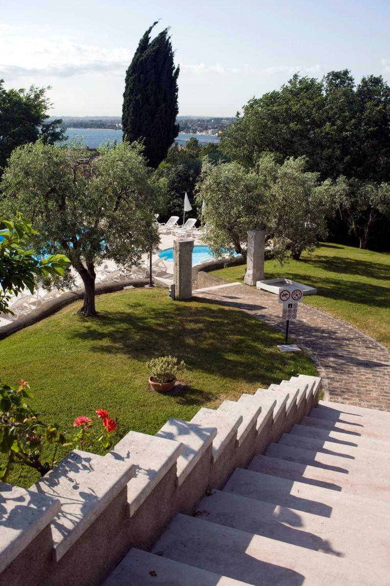Castello Belvedere Apartments
