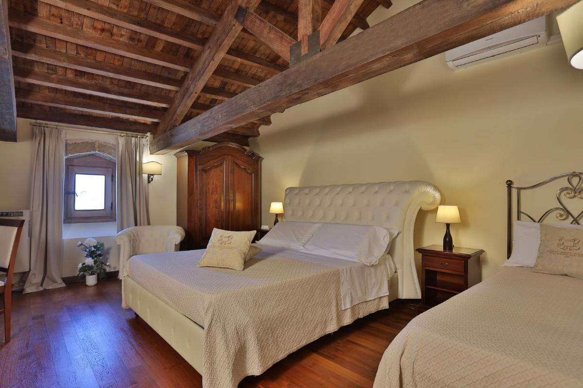 Castello Castriota Scanderbeg