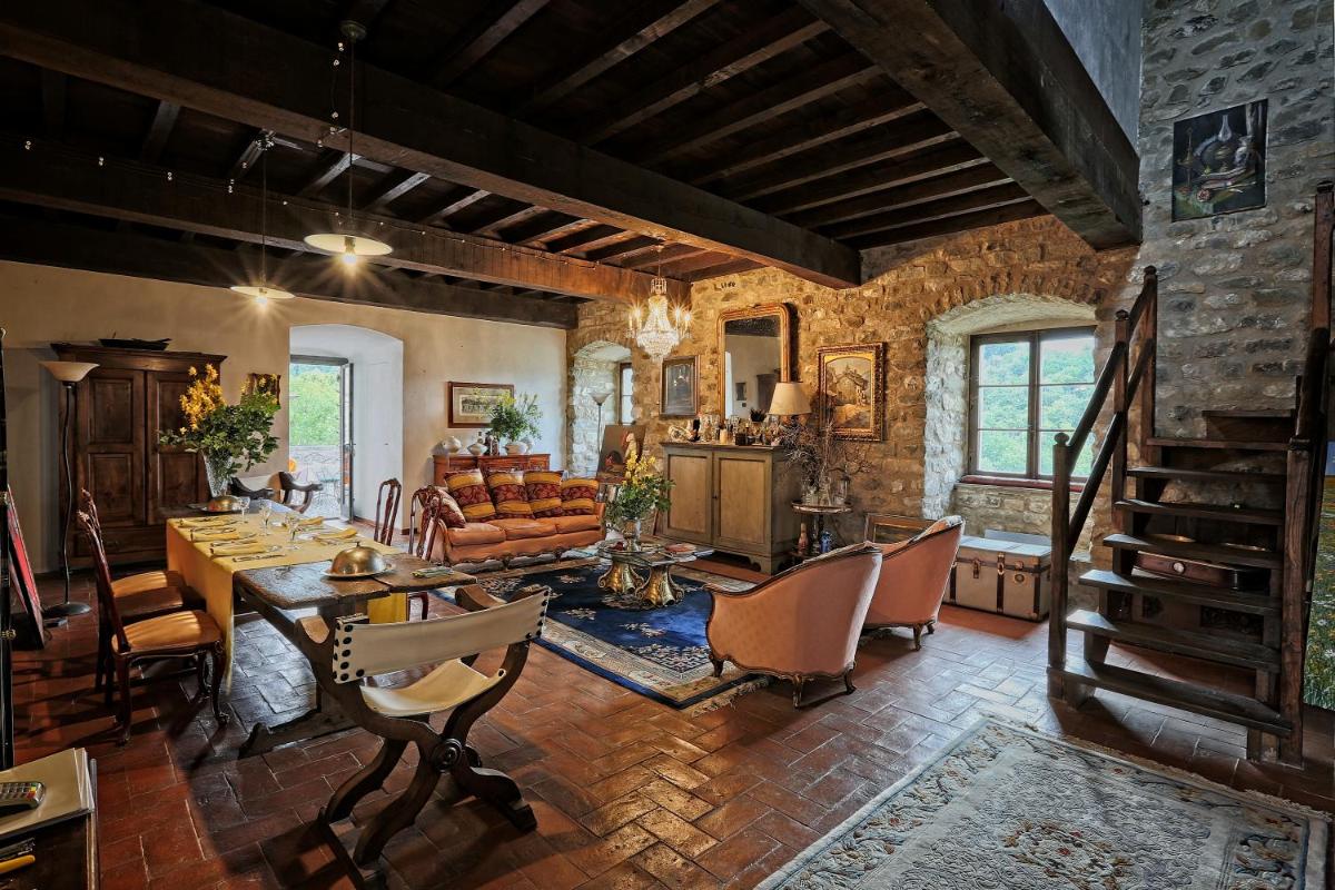 Castello dell'Aquila