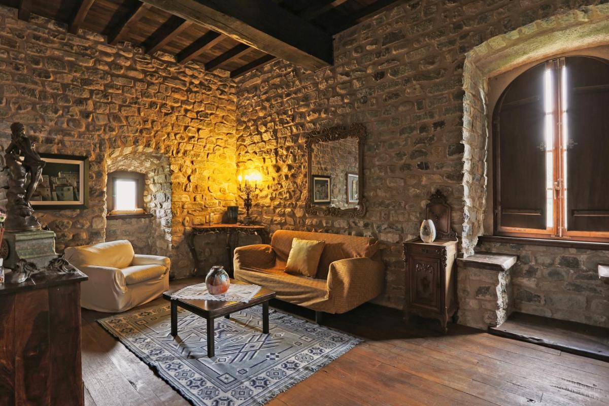 Castello dell'Aquila