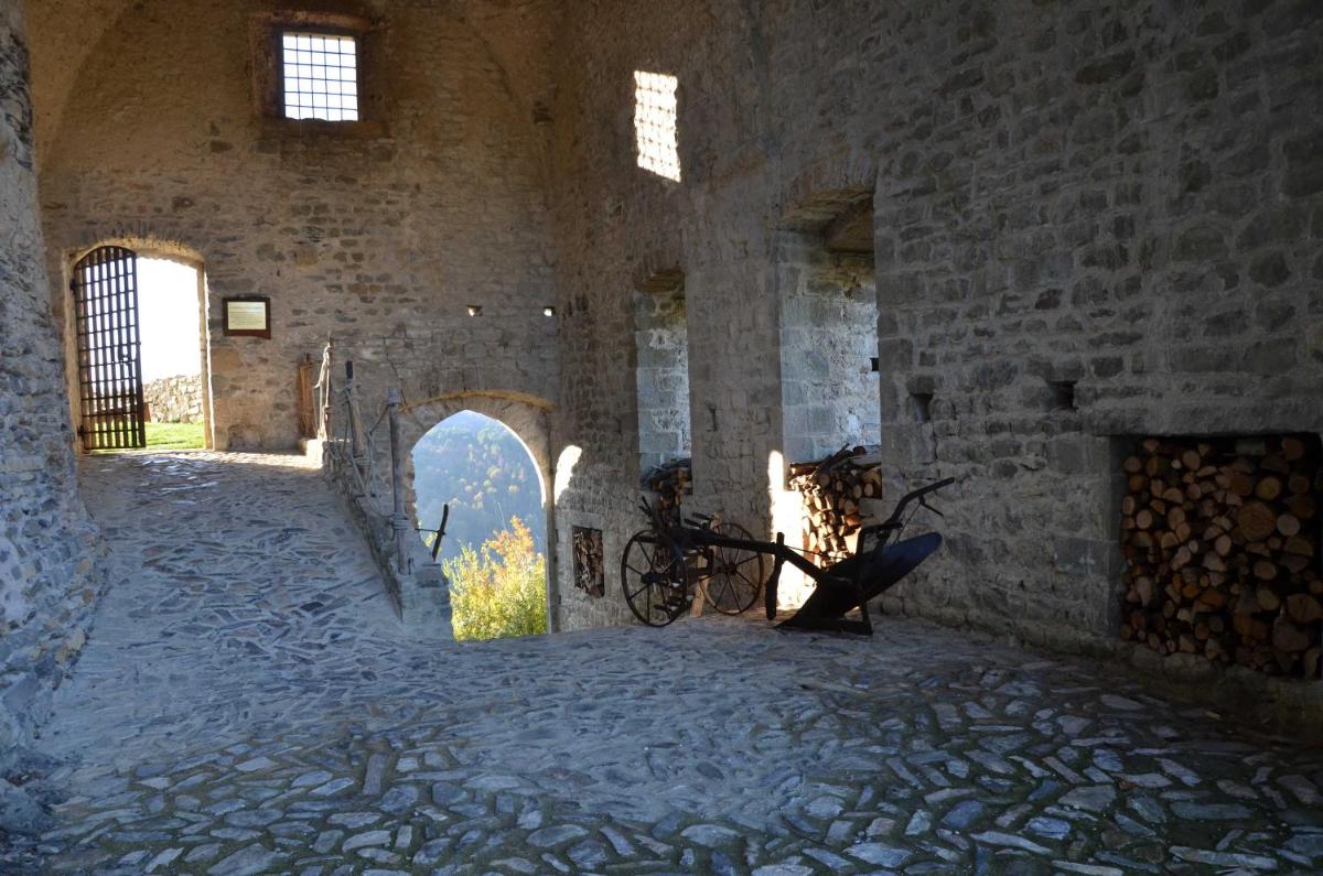 Castello dell'Aquila