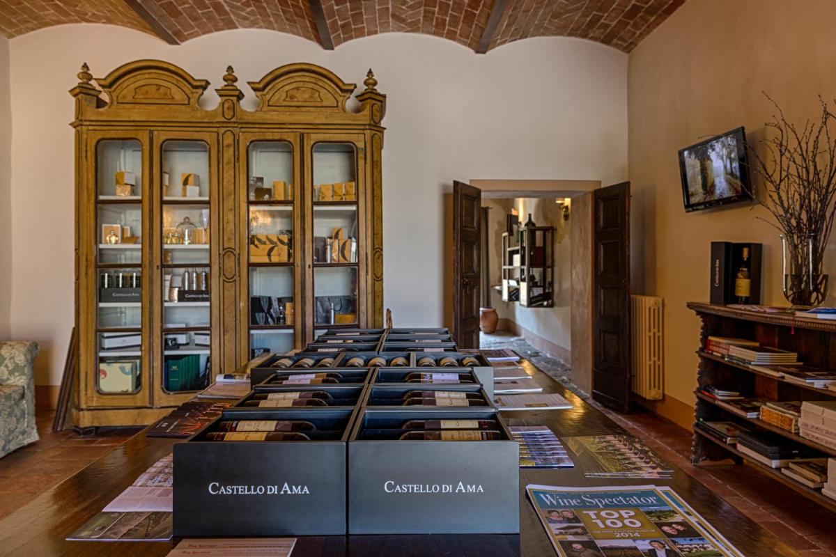 Le suites di Castello di Ama