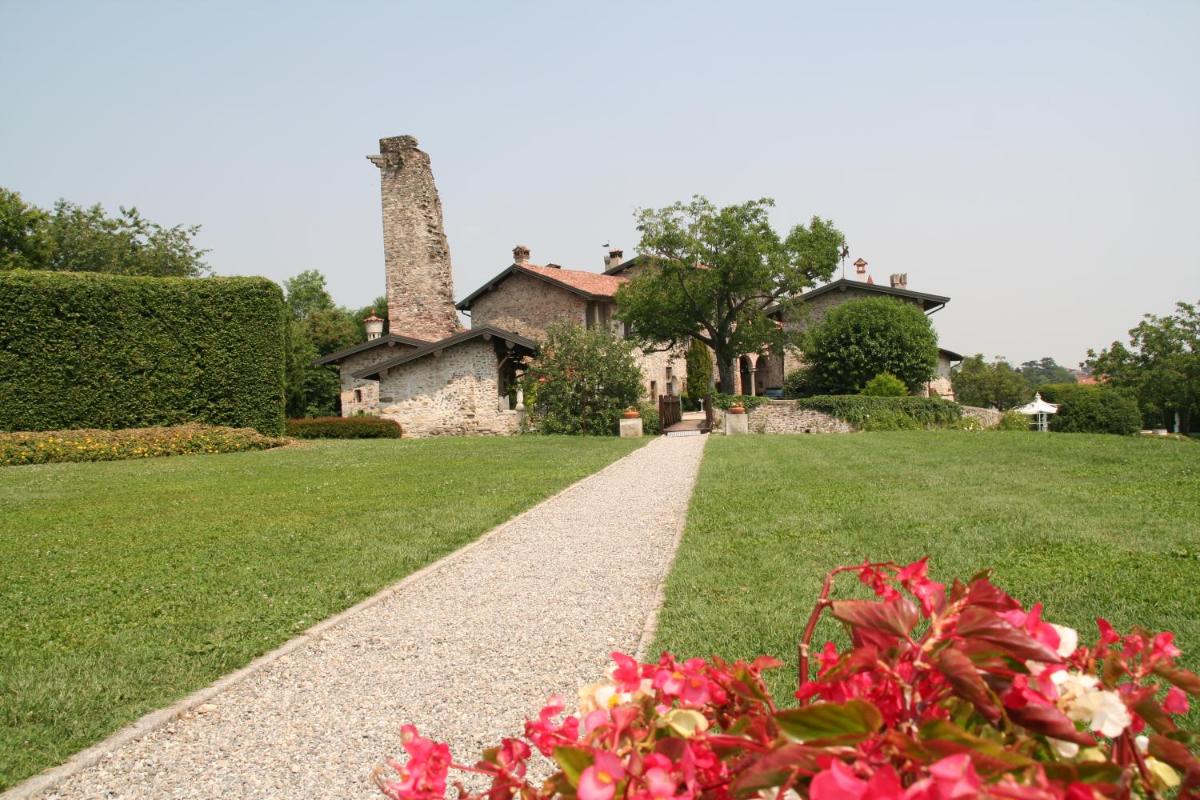 Castello di Cernusco Lombardone