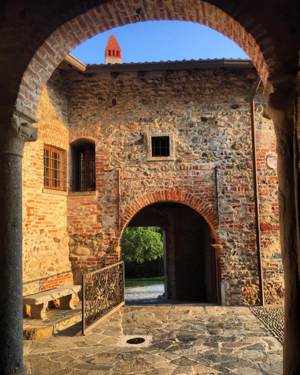 Castello di Cernusco Lombardone