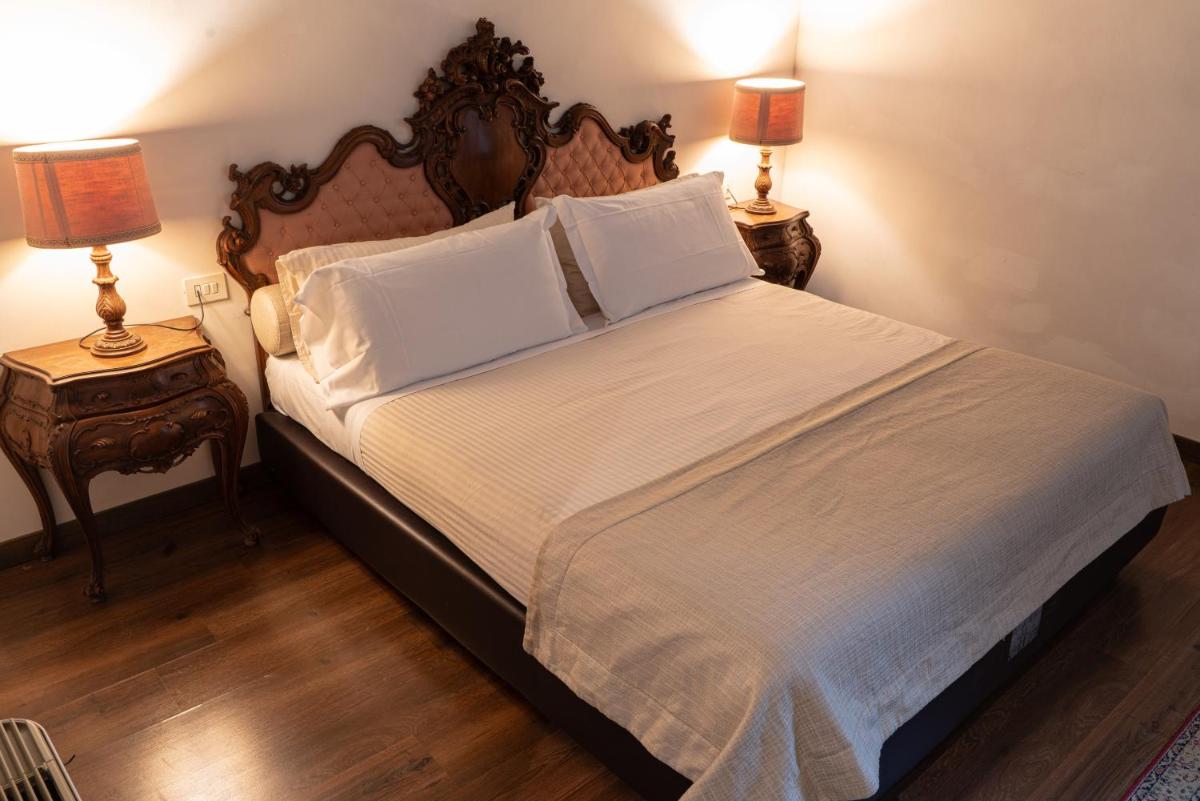Castello Di Compiano Hotel Relais Museum
