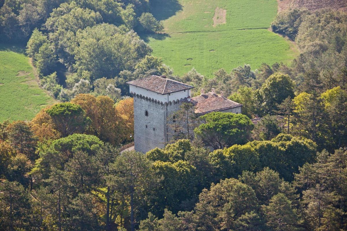 Castello Di Magrano