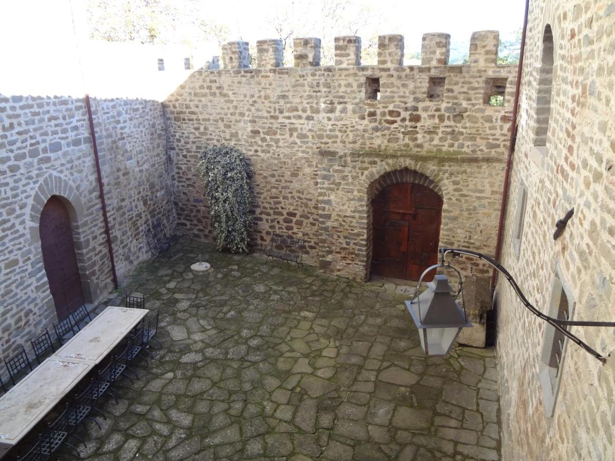 Castello Di Magrano