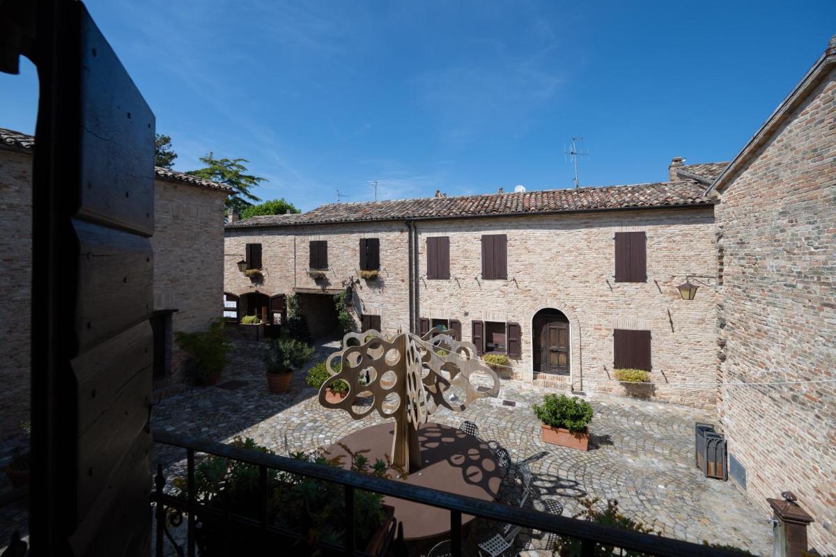 Palazzo Viviani - Castello di Montegridolfo