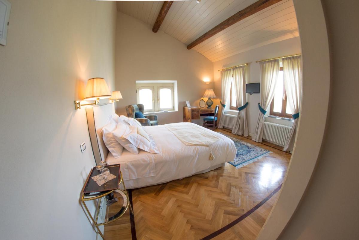 Castello Di Mornico Losana