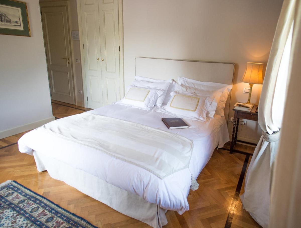 Castello Di Mornico Losana