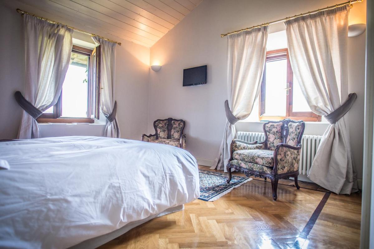 Castello Di Mornico Losana