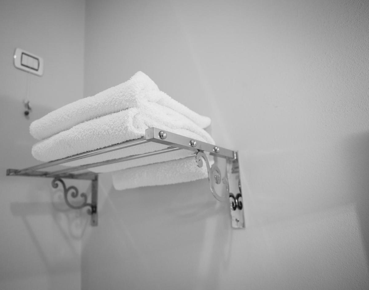 Castello Di Mornico Losana