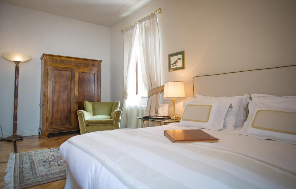 Castello Di Mornico Losana