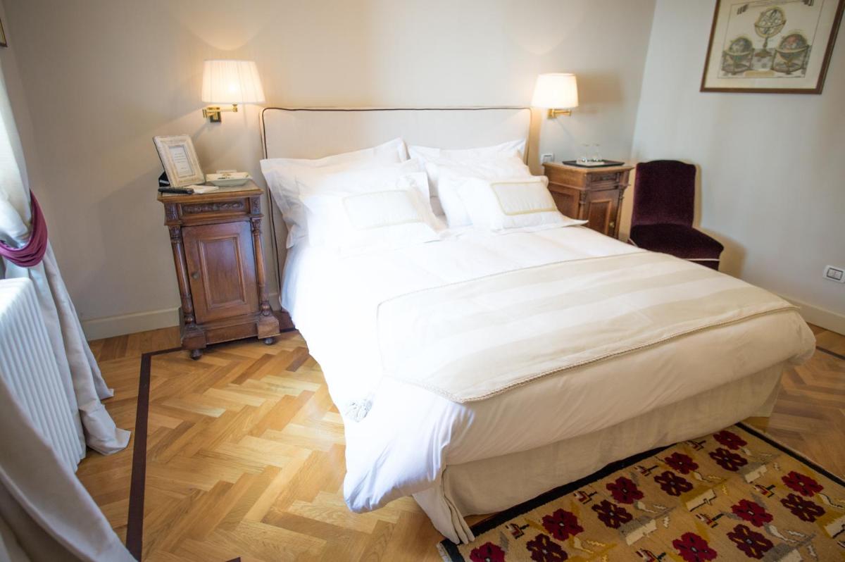 Castello Di Mornico Losana