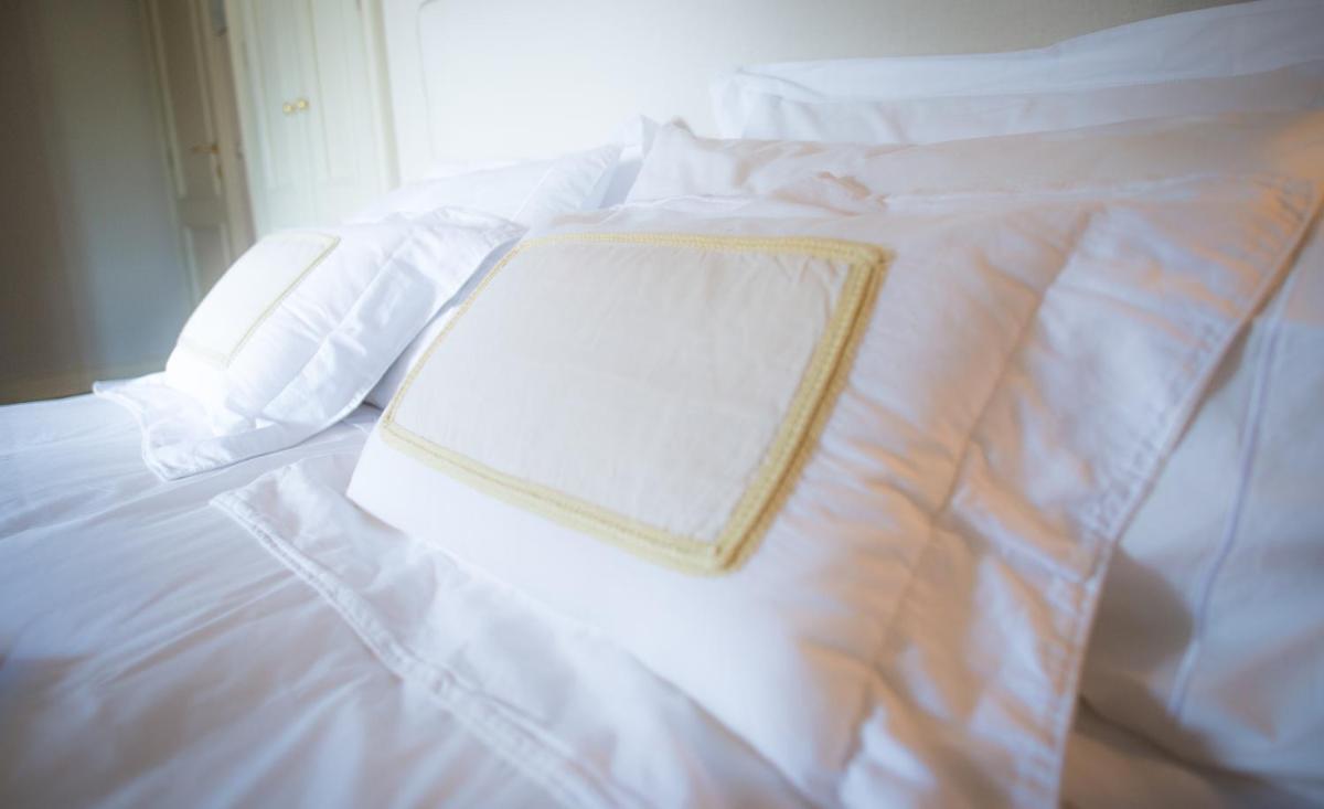 Castello Di Mornico Losana