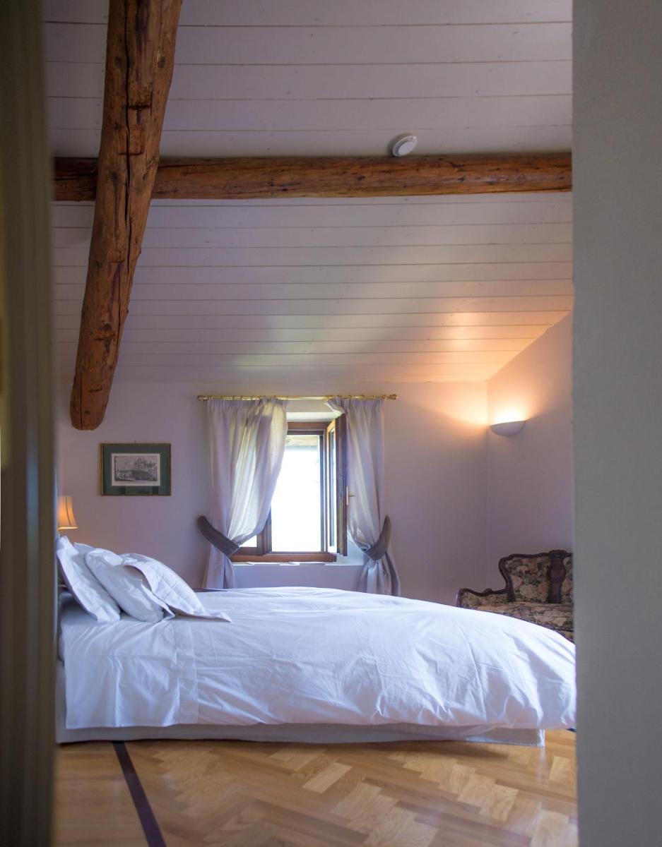 Castello Di Mornico Losana