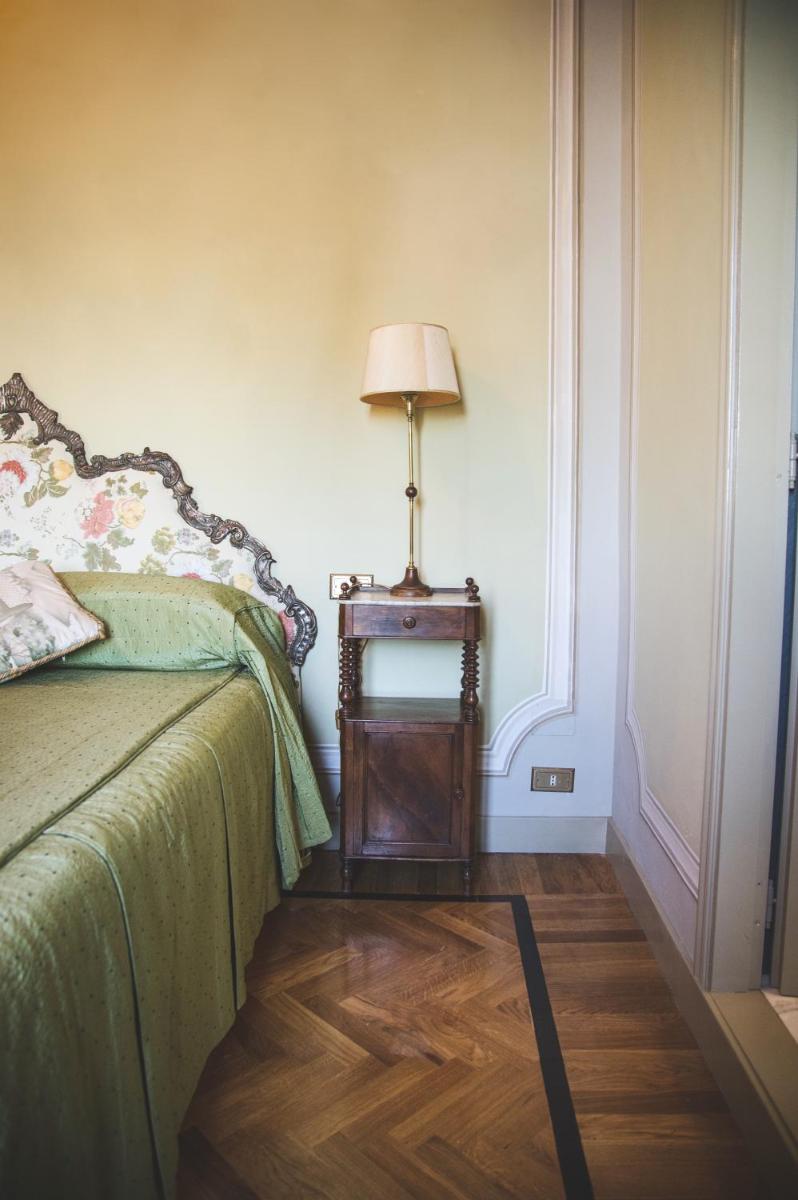 Castello Di Mornico Losana