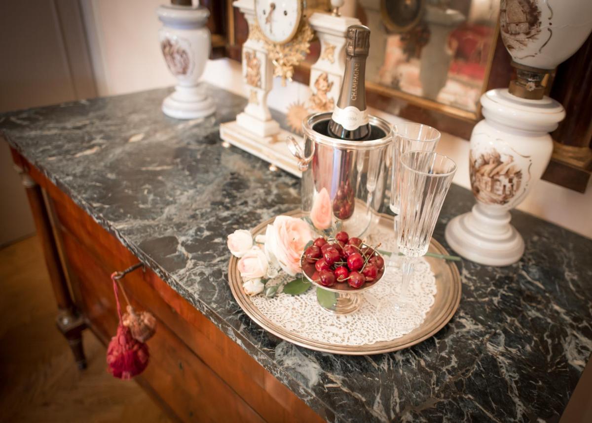 Castello Di Mornico Losana