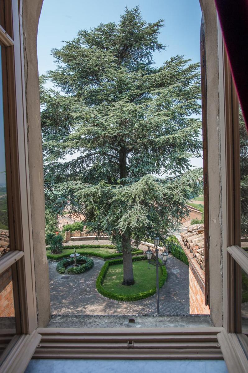 Castello Di Mornico Losana