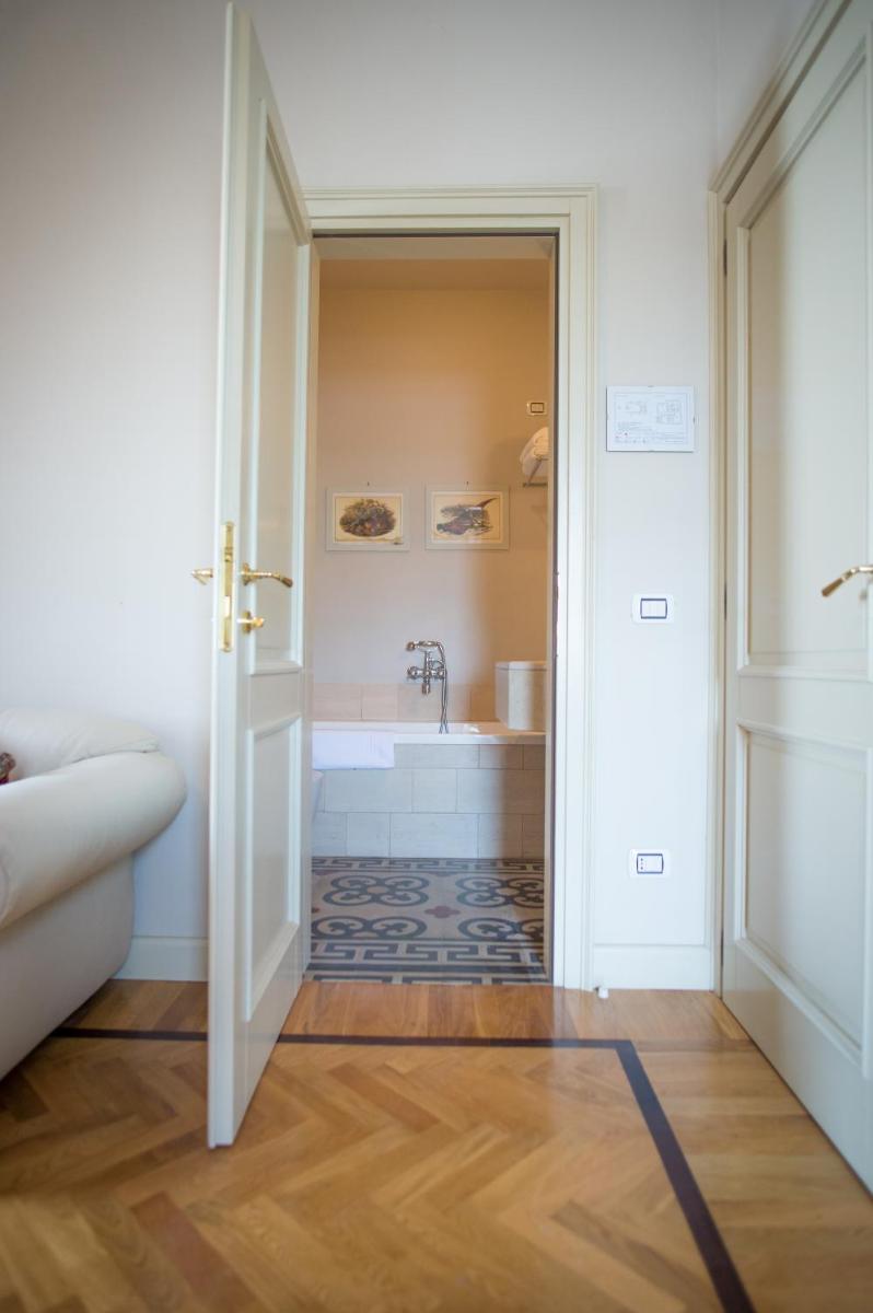 Castello Di Mornico Losana